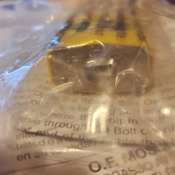 Mossberg 30 MM Cable Security Lock w. Keys NEW - Picture 4 of 4